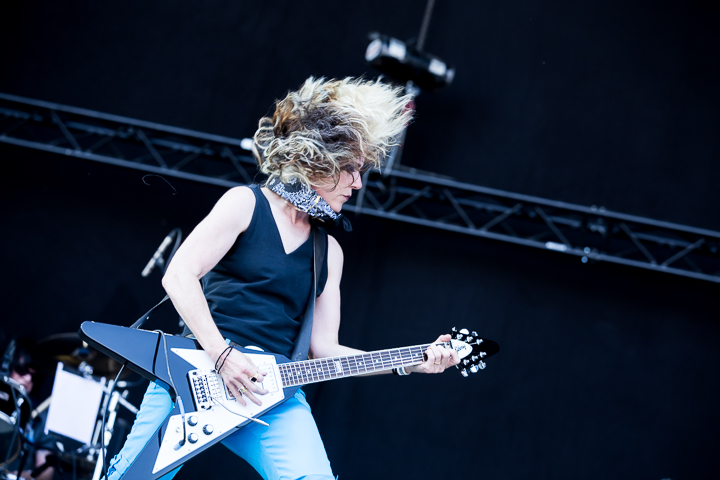 L7 @ NOVA ROCK 2015, foto 17, foto's door Dorien Goetschalckx - FrontView Magazine
