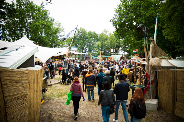 Sfeerbeelden @ Best Kept Secret Festival 2015 - Dag 1, picture 9, photographed by Tom Stessens - FrontView Magazine