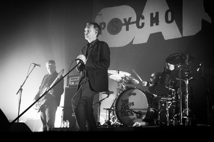 The Jesus and Mary Chain @ Best Kept Secret Festival 2015 - Dag 1, picture 8, photographed by Tom Stessens - FrontView Magazine