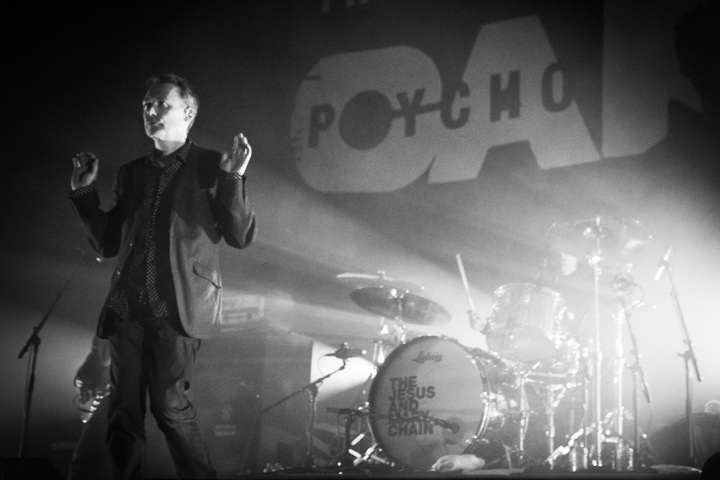 The Jesus and Mary Chain @ Best Kept Secret Festival 2015 - Dag 1, picture 9, photographed by Tom Stessens - FrontView Magazine