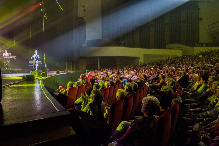Dubbelconcert Will Tura & Christoff @ Casino Kursaal Oostende, picture 40, photographed by Guy Danneels - FrontView Magazine