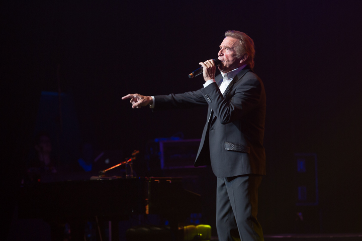 Dubbelconcert Will Tura & Christoff @ Casino Kursaal Oostende, picture 77, photographed by Guy Danneels - FrontView Magazine