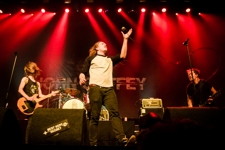 John Coffey @ Best Kept Secret Festival 2015 - Dag 2, picture 7, photographed by Tom Stessens - FrontView Magazine