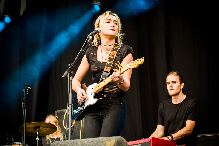 Little May @ Best Kept Secret Festival 2015 - Dag 2, picture 3, photographed by Tom Stessens - FrontView Magazine