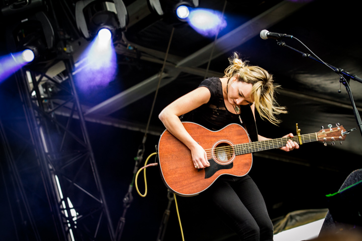 Little May @ Best Kept Secret Festival 2015 - Dag 2, picture 8, photographed by Tom Stessens - FrontView Magazine