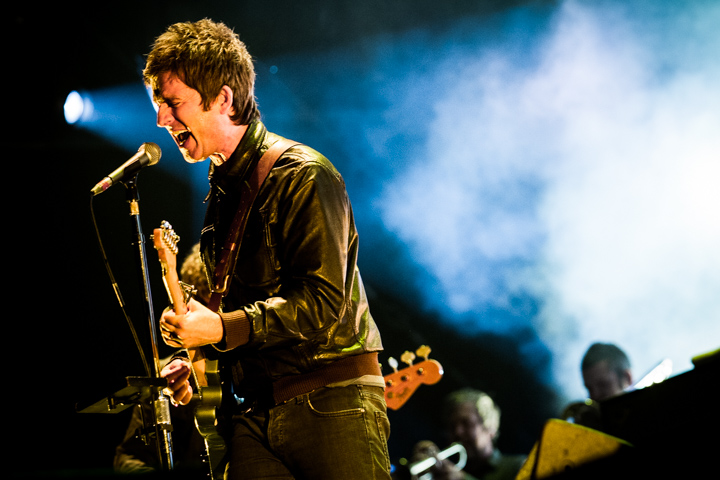 Noel Gallagher's High Flying Birds @ Best Kept Secret Festival 2015 - Dag 2, picture 8, photographed by Tom Stessens - FrontView Magazine