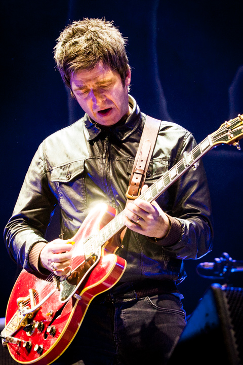 Noel Gallagher's High Flying Birds @ Best Kept Secret Festival 2015 - Dag 2, picture 14, photographed by Tom Stessens - FrontView Magazine