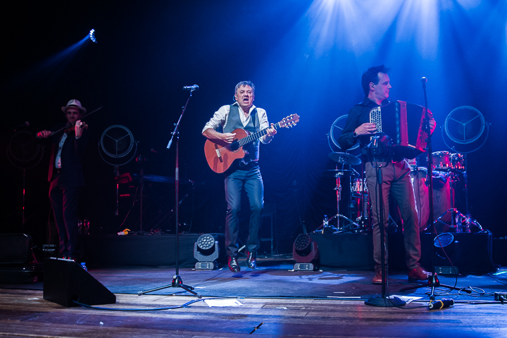 Bart Peeters - Benefietconcert @ De Roma Borgerhout, picture 20, photographed by Guy Danneels - FrontView Magazine