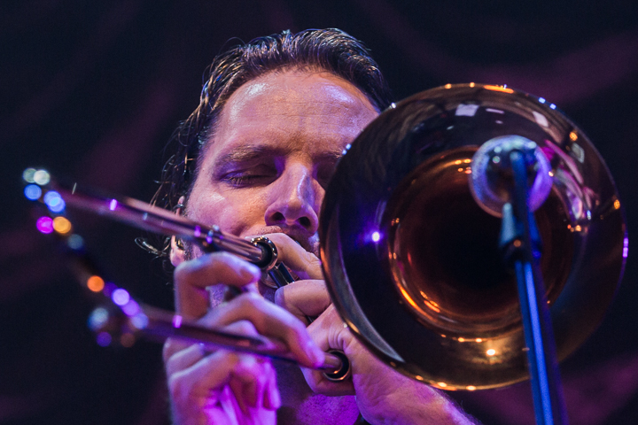 Bart Peeters - Benefietconcert @ De Roma Borgerhout, picture 27, photographed by Guy Danneels - FrontView Magazine