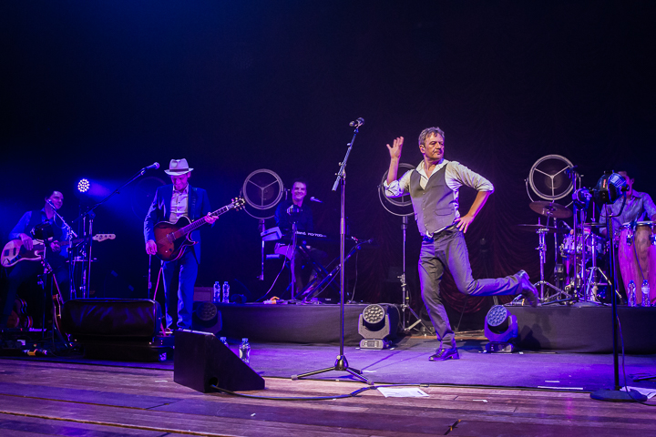 Bart Peeters - Benefietconcert @ De Roma Borgerhout, picture 36, photographed by Guy Danneels - FrontView Magazine