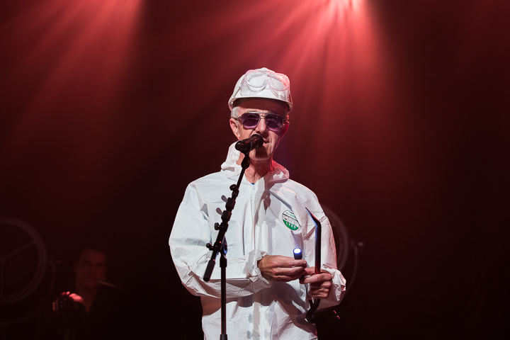 Bart Peeters - Benefietconcert @ De Roma Borgerhout, picture 65, photographed by Guy Danneels - FrontView Magazine