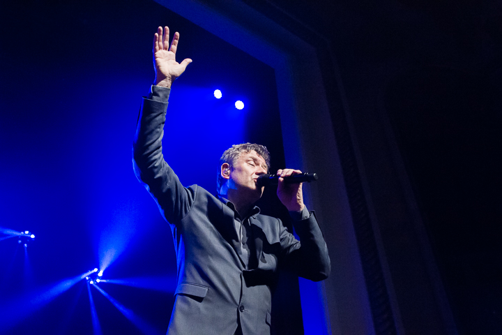 Bart Peeters - Benefietconcert @ De Roma Borgerhout, picture 79, photographed by Guy Danneels - FrontView Magazine
