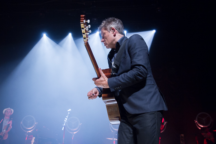 Bart Peeters - Benefietconcert @ De Roma Borgerhout, picture 88, photographed by Guy Danneels - FrontView Magazine