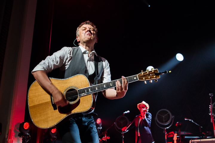 Bart Peeters - Benefietconcert @ De Roma Borgerhout, picture 154, photographed by Guy Danneels - FrontView Magazine
