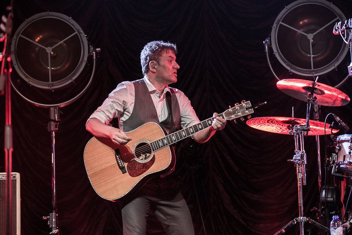 Bart Peeters - Benefietconcert @ De Roma Borgerhout, picture 160, photographed by Guy Danneels - FrontView Magazine