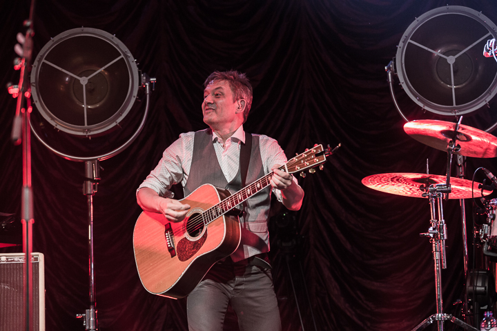 Bart Peeters - Benefietconcert @ De Roma Borgerhout, picture 161, photographed by Guy Danneels - FrontView Magazine
