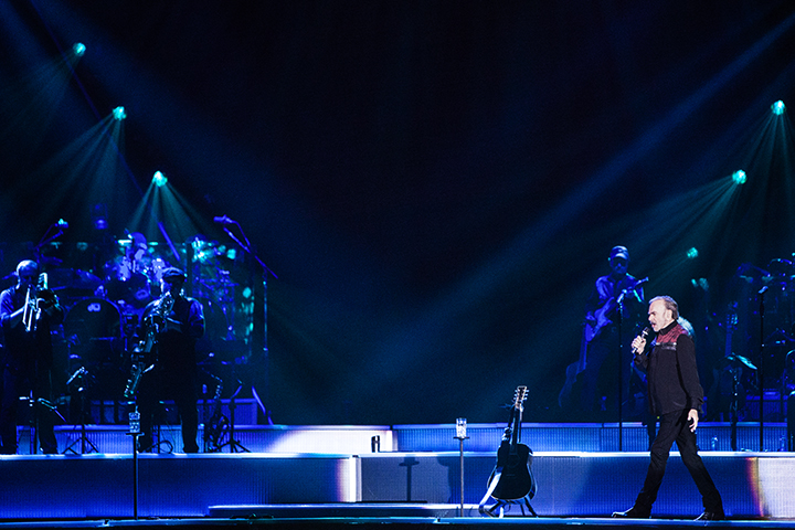 Neil Diamond @ Sportpaleis, picture 9, photographed by Kristof Hayen - FrontView Magazine