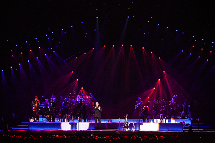 Neil Diamond @ Sportpaleis, picture 11, photographed by Kristof Hayen - FrontView Magazine