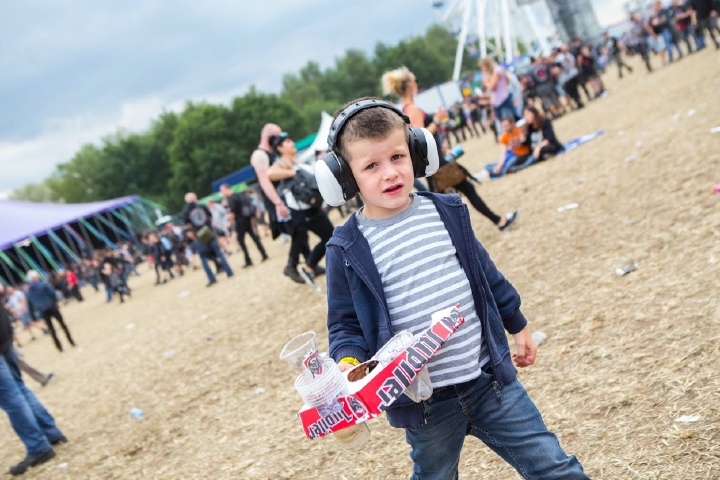 Sfeer en publiek @ Graspop 2015, picture 25, photographed by Graspop Fotografenteam - FrontView Magazine