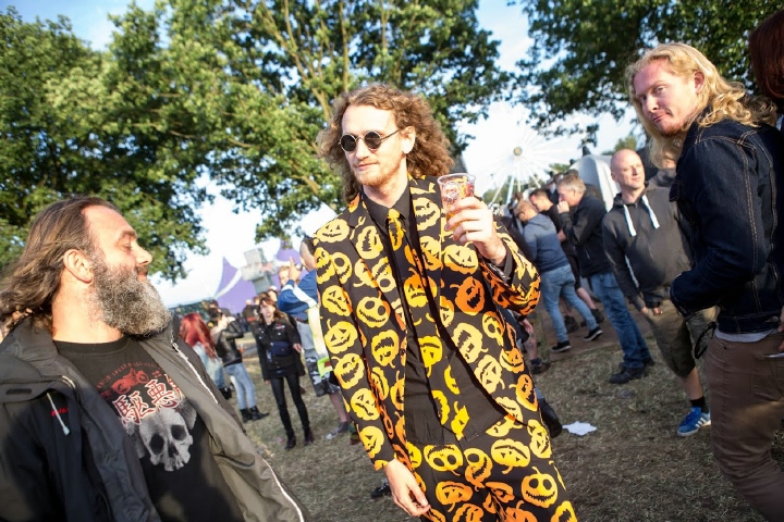 Sfeer en publiek @ Graspop 2015, picture 31, photographed by Graspop Fotografenteam - FrontView Magazine