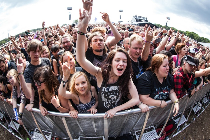 Sfeer en publiek @ Graspop 2015, picture 43, photographed by Graspop Fotografenteam - FrontView Magazine