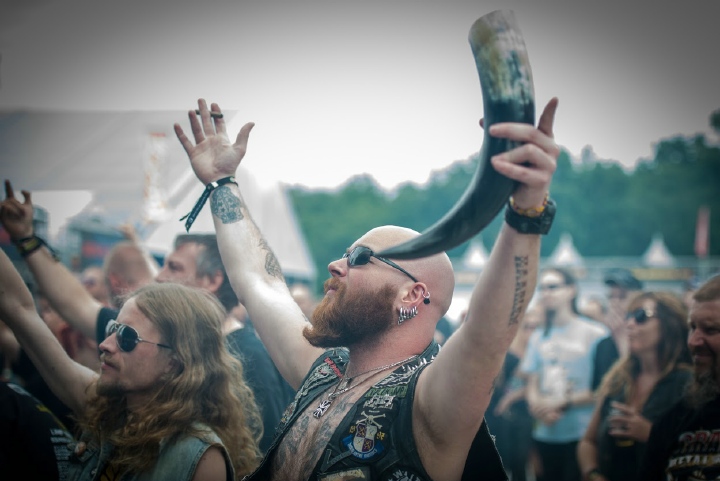 Sfeer en publiek @ Graspop 2015, picture 44, photographed by Graspop Fotografenteam - FrontView Magazine