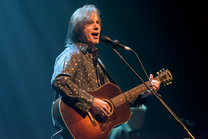 Jackson Browne @ Koninklijk Circus Brussel, picture 1, photographed by Johan Van Buggenhout - FrontView Magazine
