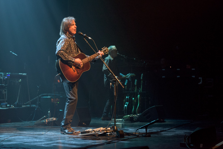 Jackson Browne @ Koninklijk Circus Brussel, picture 2, photographed by Johan Van Buggenhout - FrontView Magazine