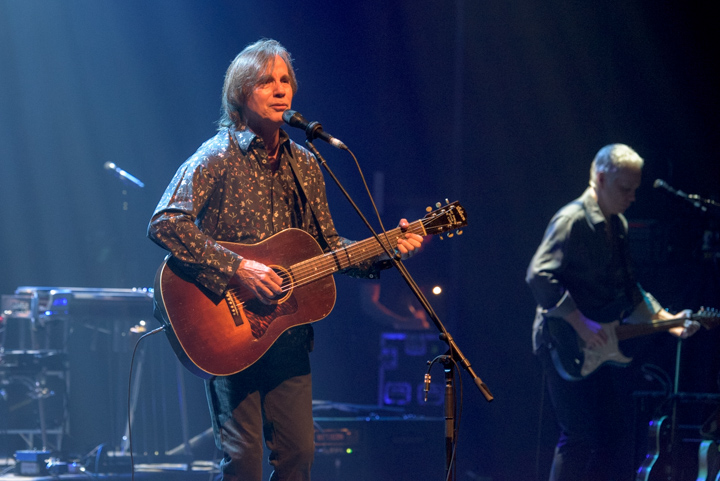 Jackson Browne @ Koninklijk Circus Brussel, picture 10, photographed by Johan Van Buggenhout - FrontView Magazine