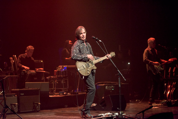 Jackson Browne @ Koninklijk Circus Brussel, picture 13, photographed by Johan Van Buggenhout - FrontView Magazine