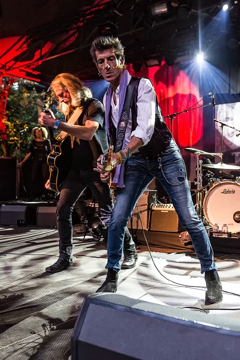 The Scabs @ OLT Rivierenhof, picture 3, photographed by Edwin Houdevelt - FrontView Magazine
