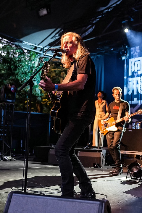 The Scabs @ OLT Rivierenhof, picture 5, photographed by Edwin Houdevelt - FrontView Magazine