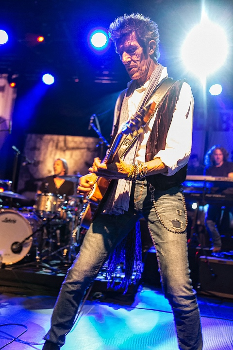 The Scabs @ OLT Rivierenhof, picture 10, photographed by Edwin Houdevelt - FrontView Magazine