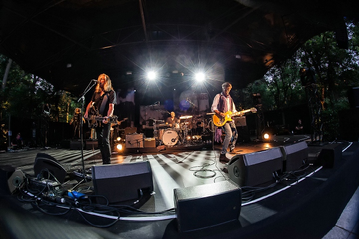 The Scabs @ OLT Rivierenhof, picture 24, photographed by Edwin Houdevelt - FrontView Magazine