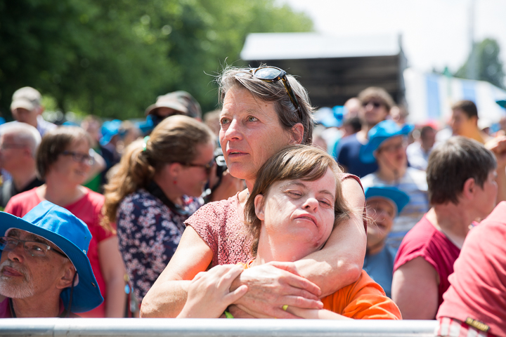 Sfeerbeelden - Rock for Specials 2015 - Dag 1 @ Evergem, foto 25, foto's door Guy Danneels - FrontView Magazine
