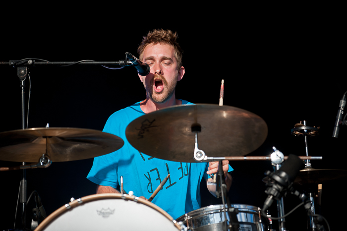 BRNS @ grensrock Menen, picture 7, photographed by Devid Camerlynck - FrontView Magazine