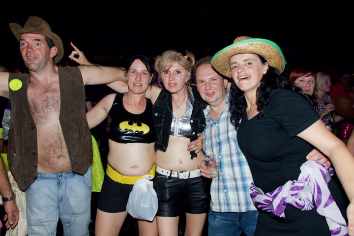 Foute Q party @ expo Gent, picture 1, photographed by Bart Baevegems - FrontView Magazine