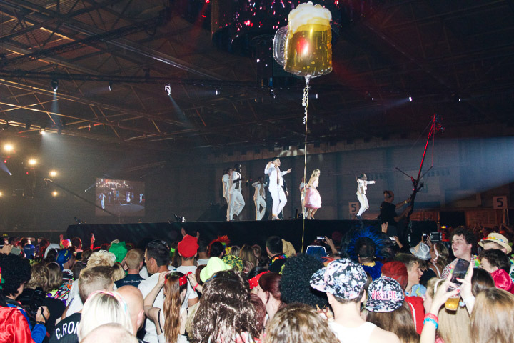 foute Q party @ expo Gent, picture 3, photographed by Bart Baevegems - FrontView Magazine
