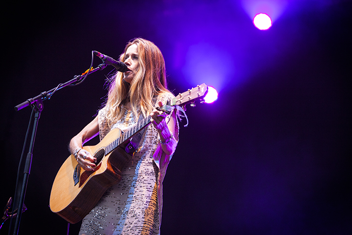 Heather Nova @ Genk on Stage, picture 1, photographed by Kristof Hayen - FrontView Magazine