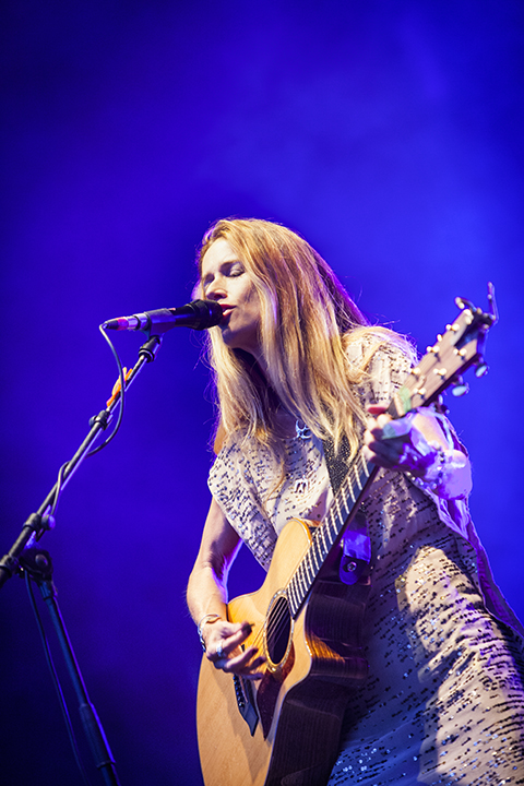 Heather Nova @ Genk on Stage, picture 10, photographed by Kristof Hayen - FrontView Magazine