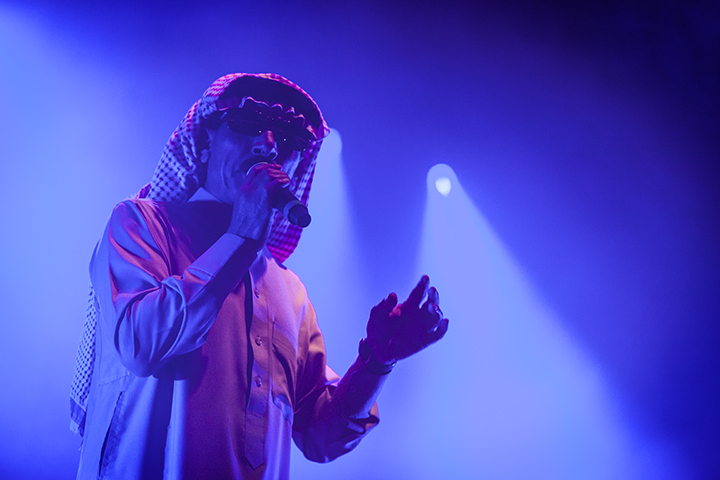 Omar Souleyman @ Genk on Stage, picture 1, photographed by Kristof Hayen - FrontView Magazine