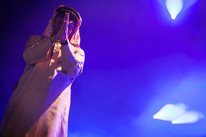 Omar Souleyman @ Genk on Stage, picture 5, photographed by Kristof Hayen - FrontView Magazine