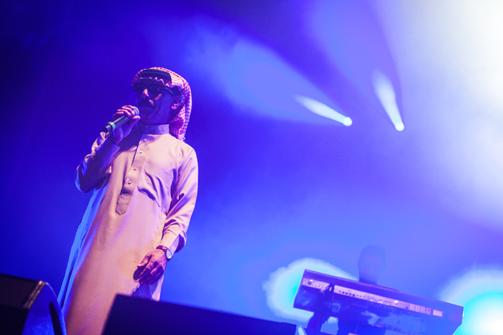 Omar Souleyman @ Genk on Stage, picture 14, photographed by Kristof Hayen - FrontView Magazine