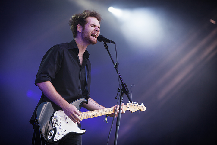 Polaroid Fiction & Genk on Stage, picture 2, photographed by Kristof Hayen - FrontView Magazine