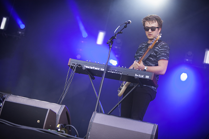Polaroid Fiction & Genk on Stage, picture 6, photographed by Kristof Hayen - FrontView Magazine