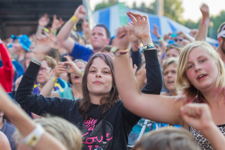 Sfeerbeelden - Rock for Specials 2015 - Dag 2 @ Evergem, foto 70, foto's door Guy Danneels - FrontView Magazine