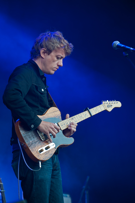 Steve Gunn @ grensrock Menen, picture 1, photographed by Devid Camerlynck - FrontView Magazine