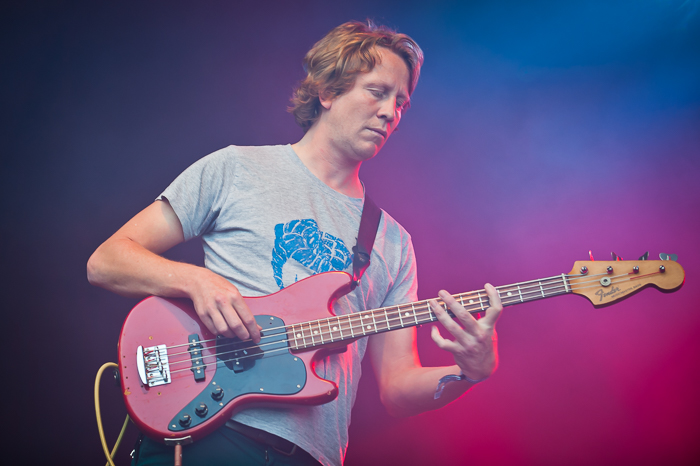 Steve Gunn @ grensrock Menen, picture 20, photographed by Devid Camerlynck - FrontView Magazine