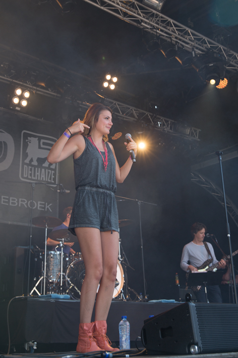 De Bende met Arne en Nasrien - Kanaalfeesten Dag 2 @ Willebroek, foto 15, foto's door Guy Danneels - FrontView Magazine