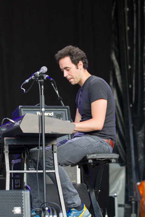 Raymond van het Groenewoud - Kanaalfeesten Dag 2 @ Willebroek, picture 5, photographed by Guy Danneels - FrontView Magazine